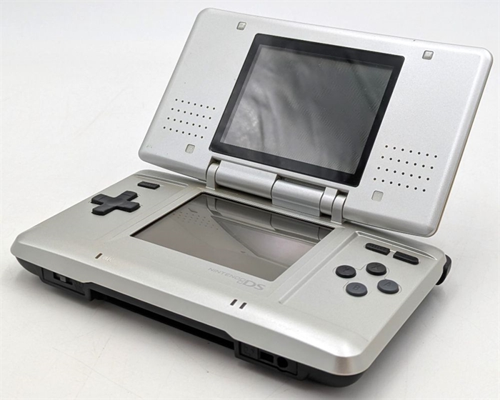 Nintendo DS - Platinum Silver - Console - SNR NEH10329334 (B Grade) (Used)