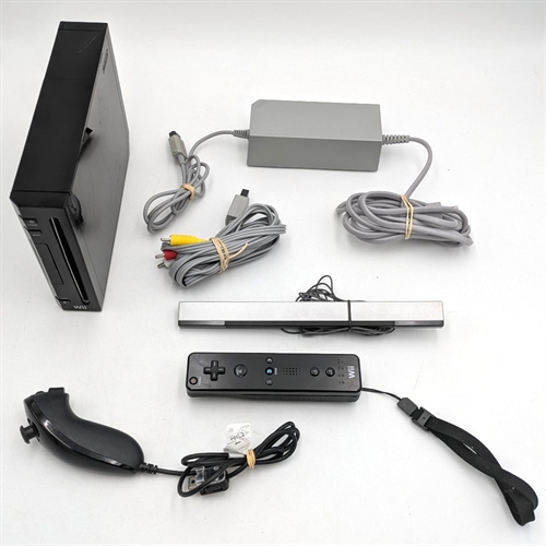 Nintendo Wii - Black - RVL-001 - Console - SNR LEH501087548 (B Grade) (Used)