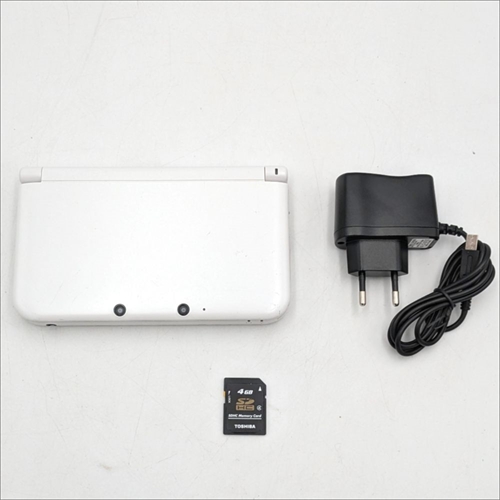 Nintendo 3DS XL - White - Console - SNR SEF105745776 (B Grade) (Used)